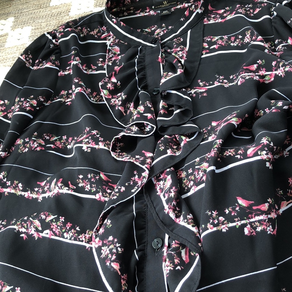 Worthington feminine Ruffle and Birds Shirt-Medium - Picture 5 of 9